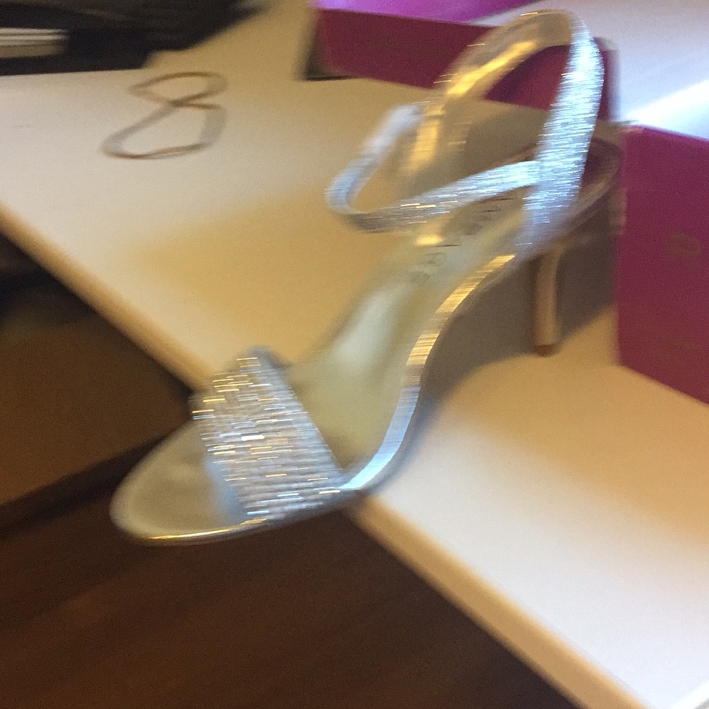 New Rampage Women’s Fayrah Silver Glitter, 6 M US - Picture 3 of 5